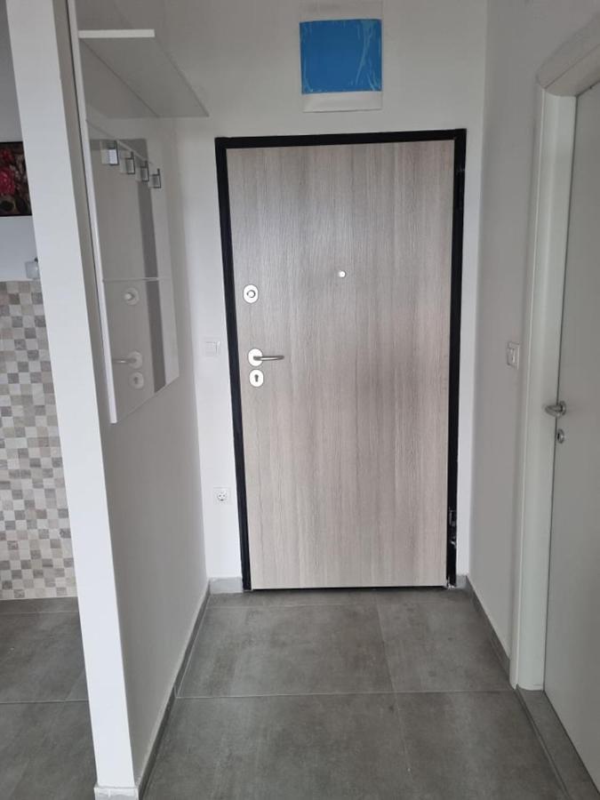 Porta Bus Station Apartment Szkopje Kültér fotó